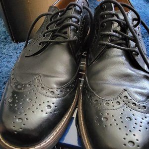 Johnston & Murphy Mercer Wingtip Shoes